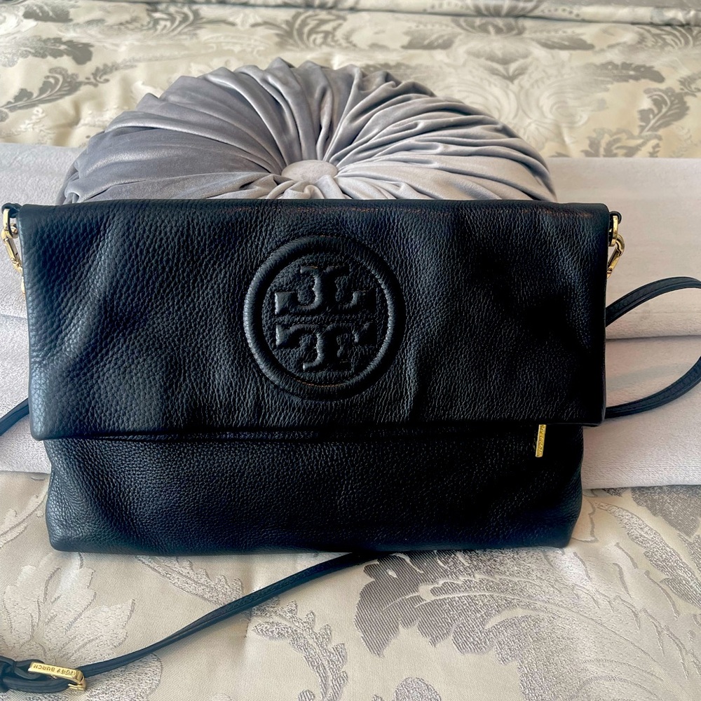 Tory Burch fold over crossbody clutch/purse
